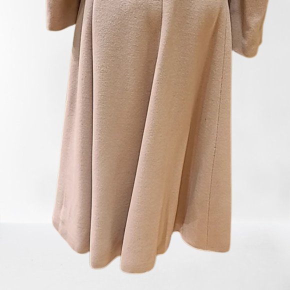 Giorgio Armani cashmere coat with beautiful trim. Size 42 / US 8 Made in Italy - Picture 7 of 12